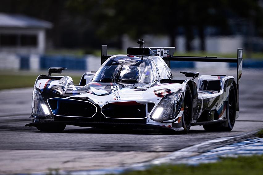 BMW uncovers M Hybrid V8 Le Mans race car  