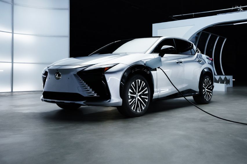 Lexus showcases hybrid RX and electric RZ at Singapore Motorshow 2023