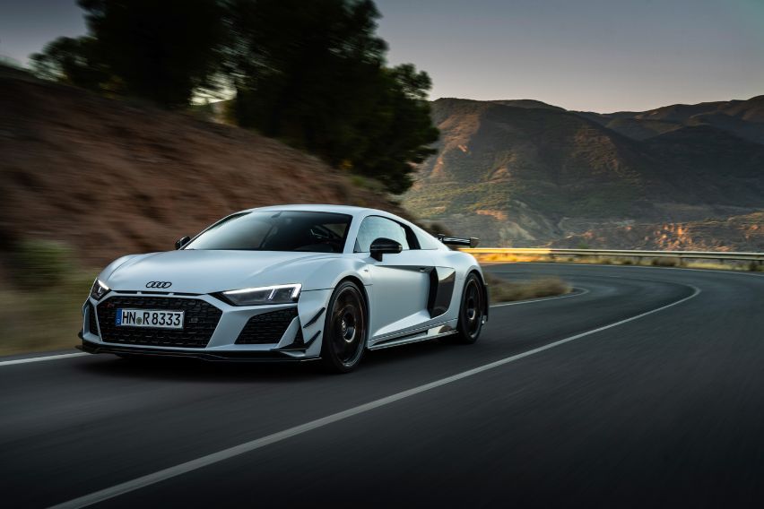 Audi R8 Coupe V10 GT RWD