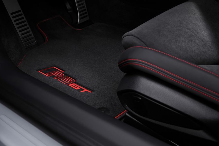 Audi R8 Coupe V10 GT RWD