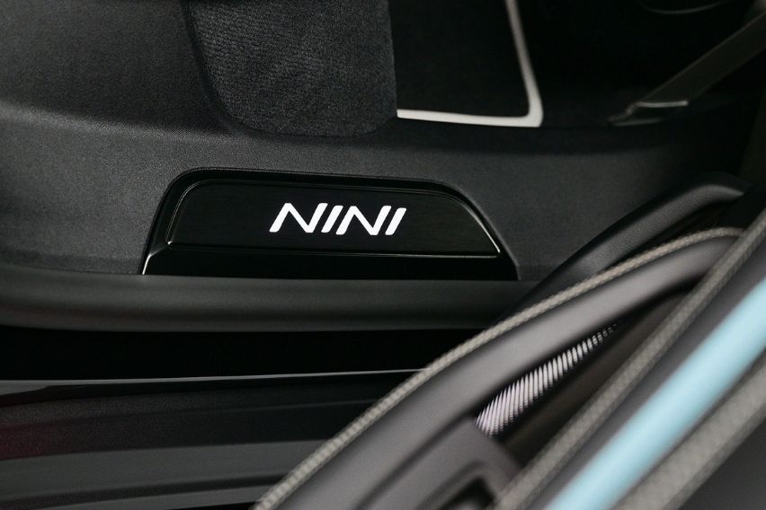 Porsche Taycan 4S Cross Turismo for Jennie Ruby Jane