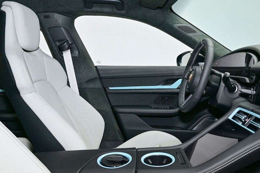 Porsche Taycan 4S Cross Turismo for Jennie Ruby Jane