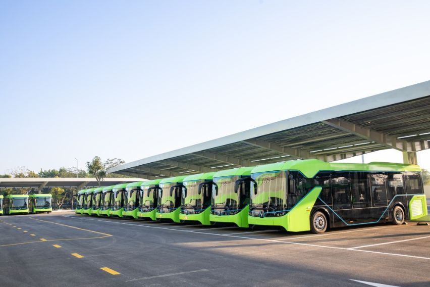 ADB sponsors $135-M climate financing package to accelerate e-mobility in Vietnam