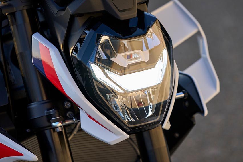 2023 BMW M 1000 R