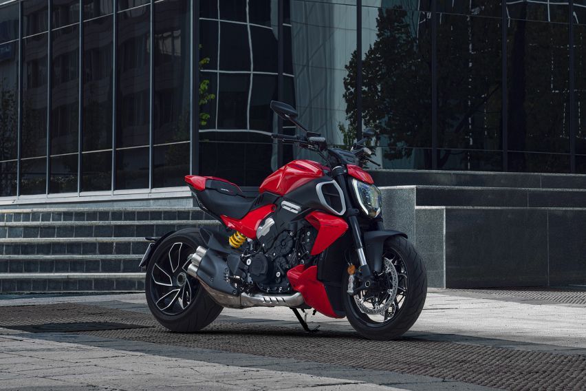 All-new 2022 Ducati Diavel V4 unveiled; check details 