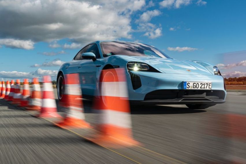 Porsche Taycan durability testing with Auto Bild