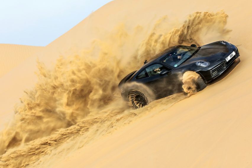 Porsche 911 Dakar excels in sand, snow, and gravel tests