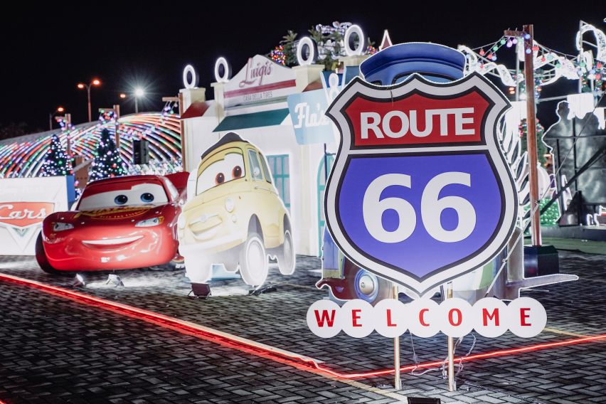SM MOA Night of Lights Rear Cars
