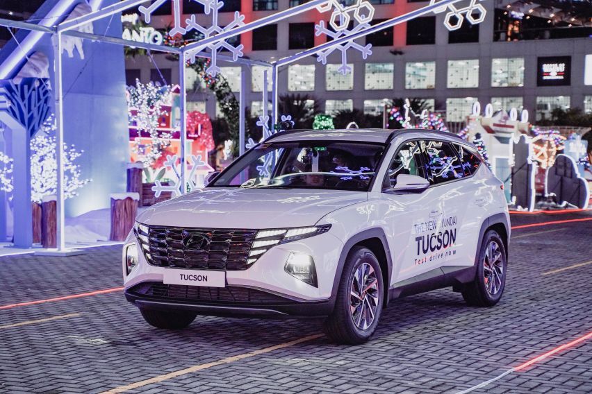 Drive a Hyundai PH vehicle through Disney-inspired displays at SM MOA Nights of Lights