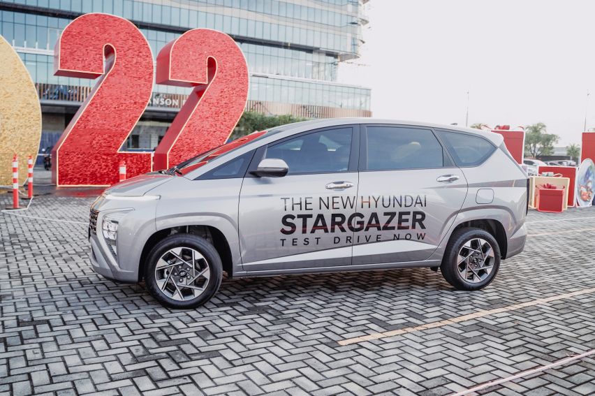 SM MOA Night of lights Hyundai Stargazer