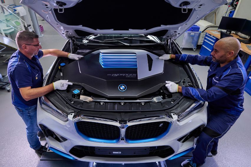 BMW begins production of limited-edition hydrogen-powered model