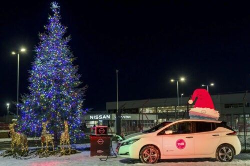 Nissan Leaf sparkles the Christmas tree display with V2X tech