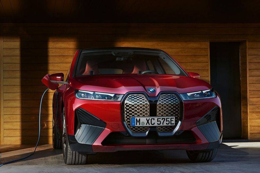 BMW Group Malaysia’s EV sales round-up for 2022, constitutes over 10% of total deliveries 