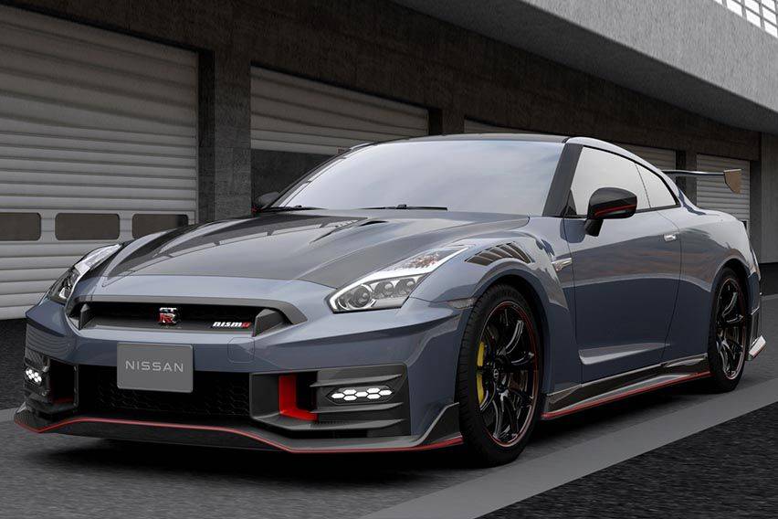 Nissan updates R35 GTR with facelift, new technologies