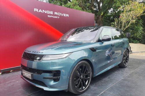 Range Rover Sport dengan Teknologi Elektrifikasi Meluncur di Indonesia