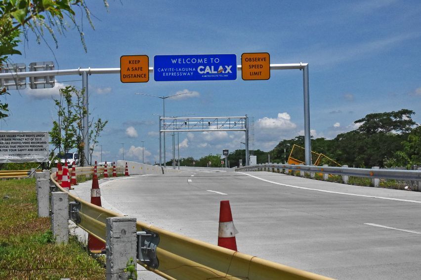 CALAX Silang Aguinaldo Interchange now 65% complete