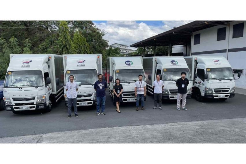 Fuso PH turns over Canter units to Gamboa Group of Companies
