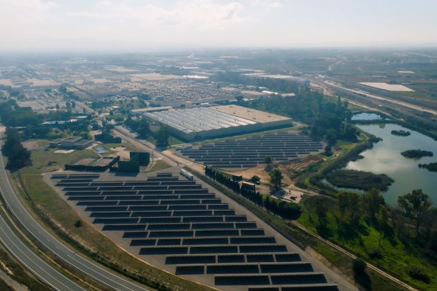 Ford opens new solar power plant in Spain