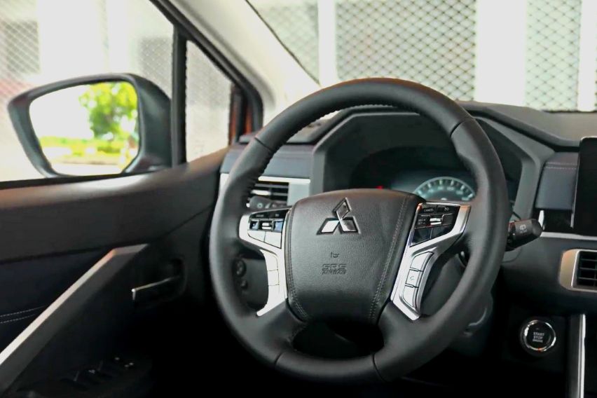 Mitsubishi Xpander Cross Steering WHeel