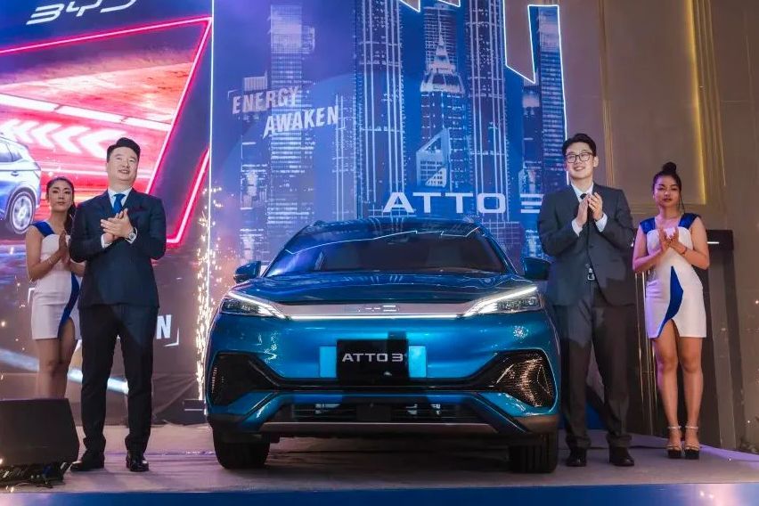 BYD enters Japan; plans to open 100 dealerships by 2025