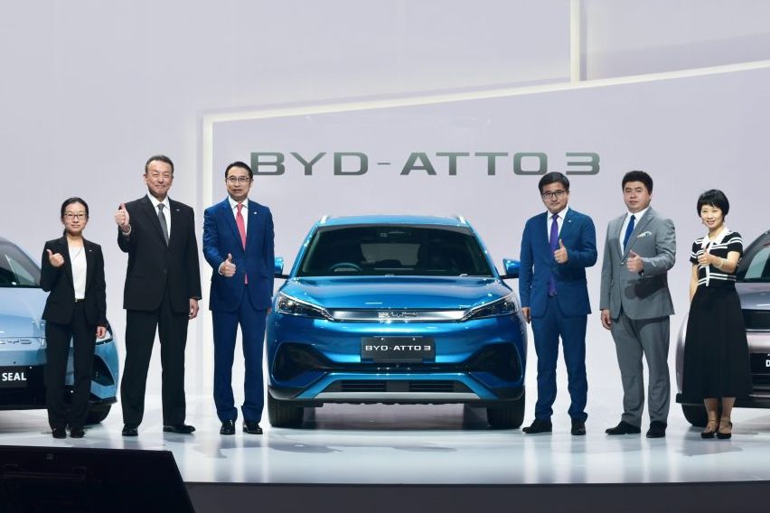 BYD's first outlet in Japan