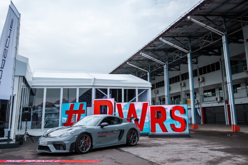 Momen Bersenang-senang Bersama Line-up Terbaik Porsche di PWRS 2023