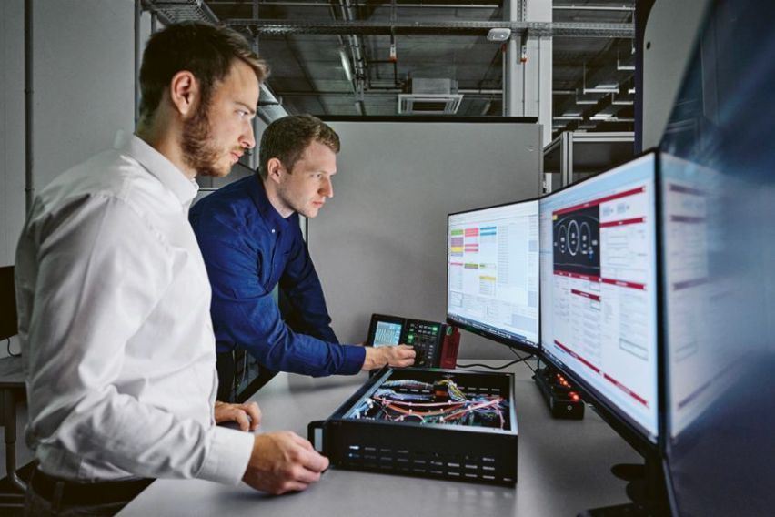 Porsche testing procedure for EV batteriesPorsche testing procedure for EV batteries