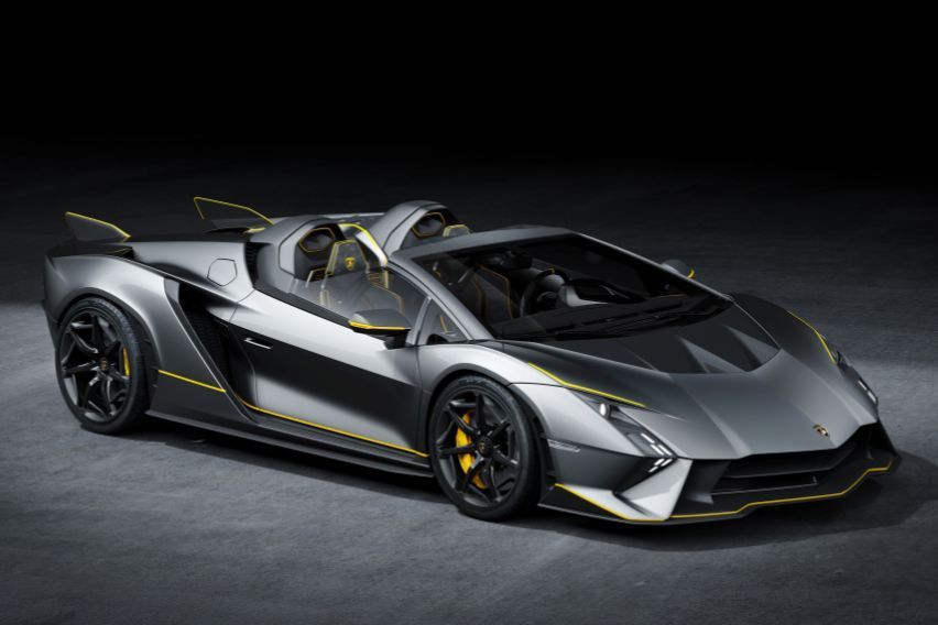 Lamborghini marks end of V12 supercar era with two new one-off cars