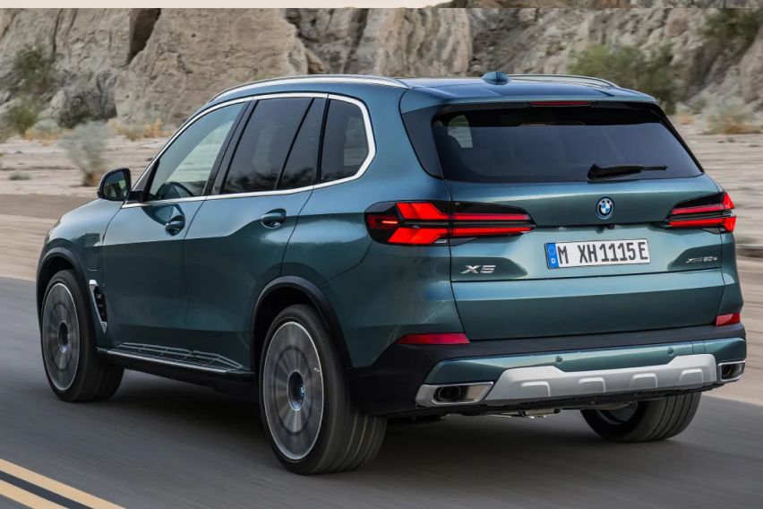 bmw-x5-enjoys-a-mid-life-facelift-gets-new-design-powertrain-tech