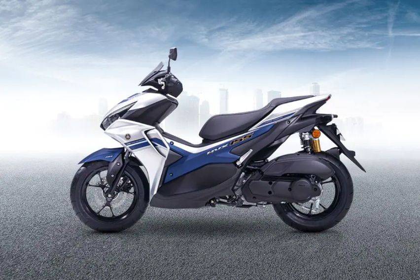 2023 Honda ADV160 vs Yamaha NVX - Which one is better?