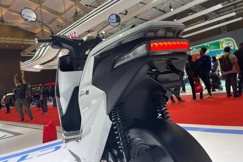 Honda EM1 e