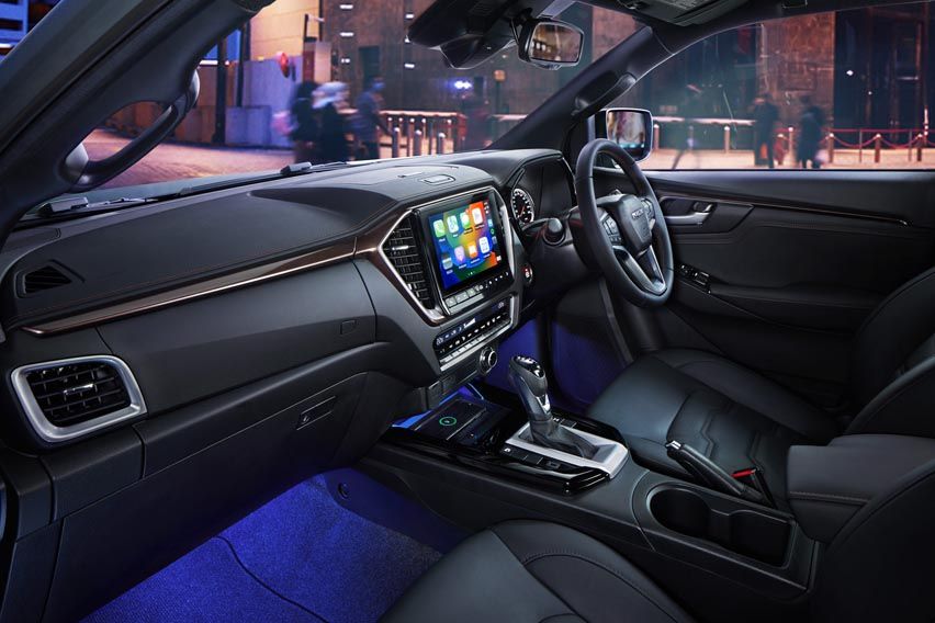2023 Isuzu D-Max cabin