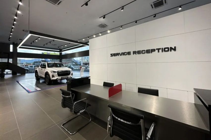 new Weng Fatt Otomobil Isuzu 3S Centre