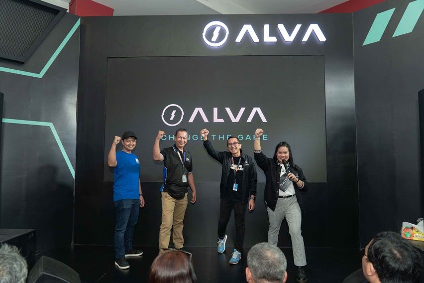 Alva x ZuttoRide x Hayaidesu