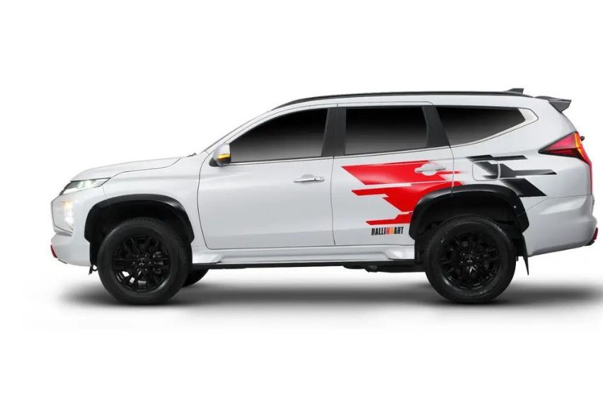 Mitsubishi Montero Sport Ralliart (1)