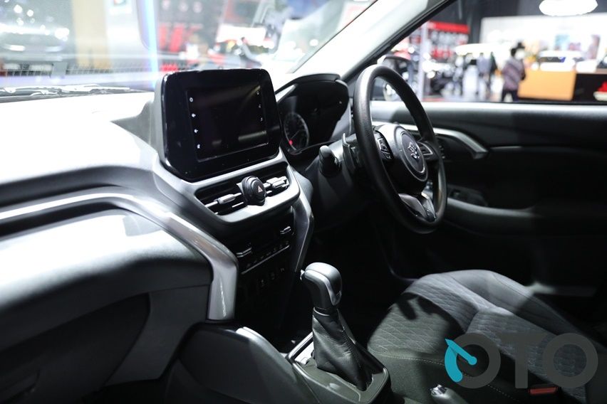 interior suzuki grand vitara