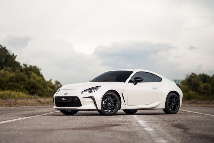 2023 Toyota GR Corolla 