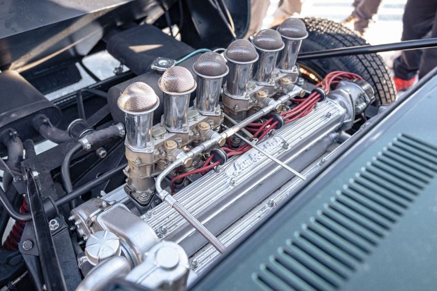 Lamborghini Miura P400 S “Millechiodi”