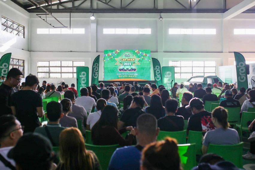 Thousands of TNVS applicants attend latest leg of Grab’s caravan