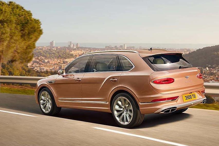 Bentley Bentayga Azure EWB in MY