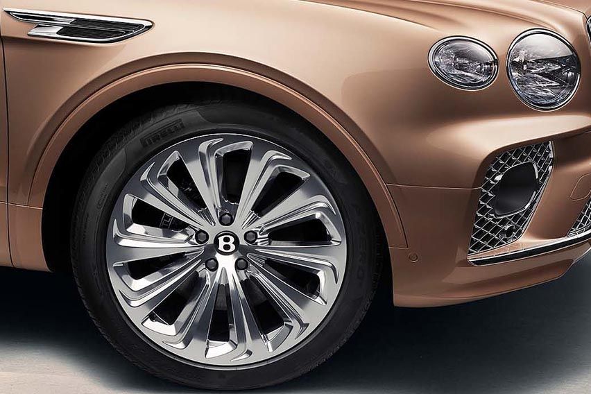 Bentley Bentayga Azure EWB specs