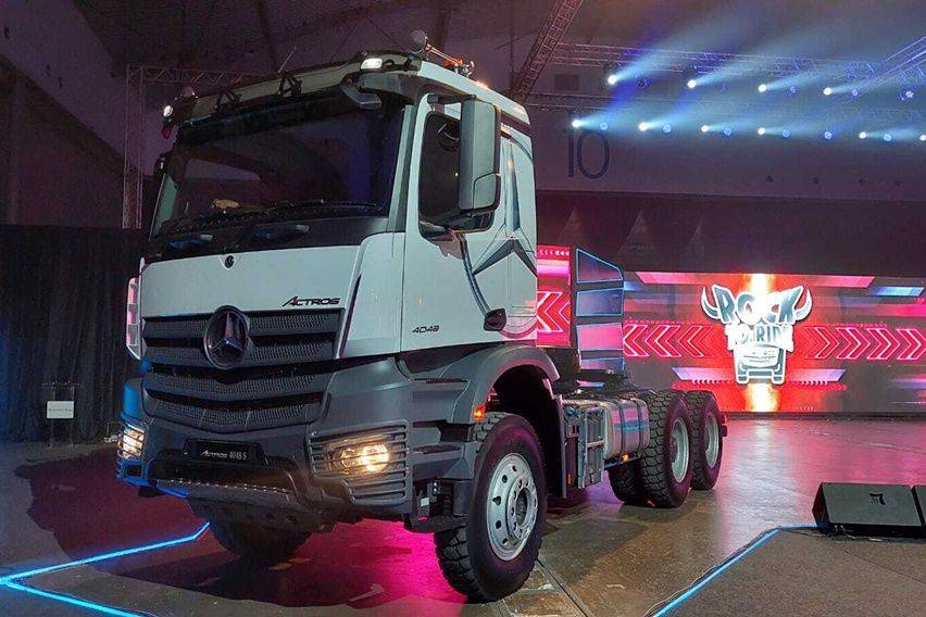 Truk Mercedes Benz Actros Dan Arocs Euro 5 Bisa Minum B35 9003