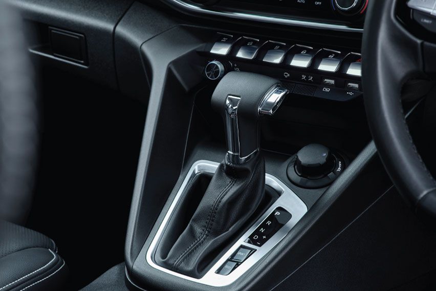 2023 Peugeot Landtrek gearbox