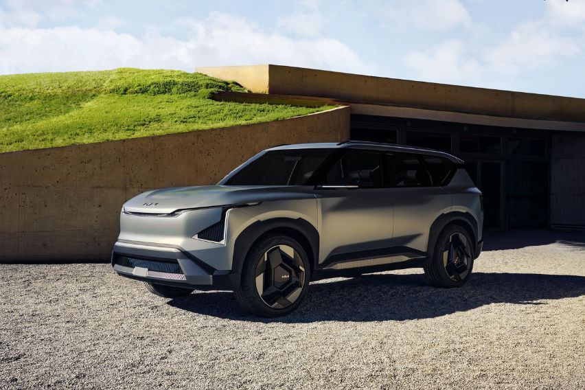 Kia introduces Concept EV5, a compact electric SUV 