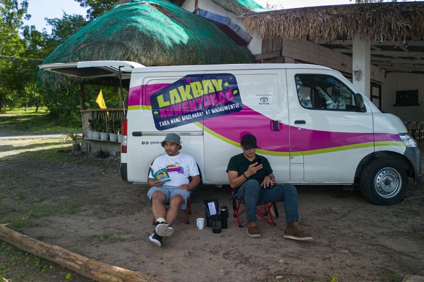 Toyota Lite Ace Lakbay-Kuwentuhan