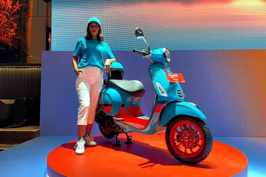 Vespa Primavera Color Vibe