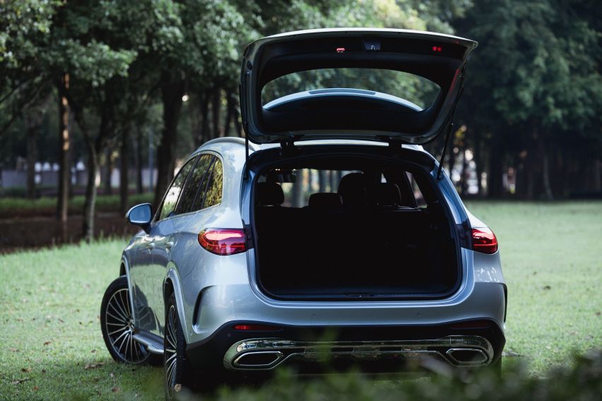  2023 Mercedes-Benz GLC boot space