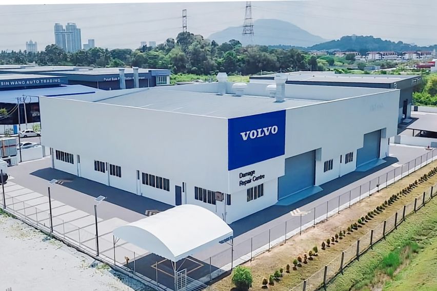 Volvo's largest certified damage repair center 