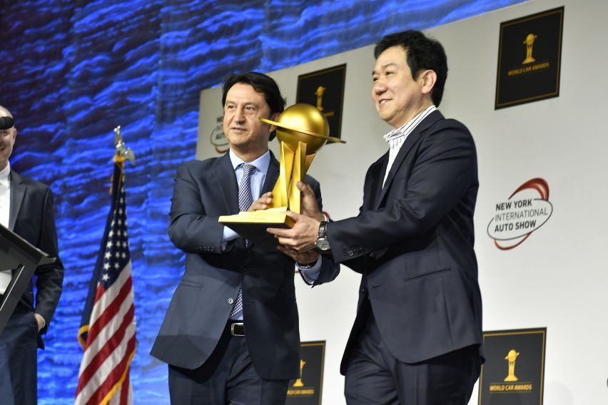 Hyundai Ioniq 6 - 2023 World Car of the Year