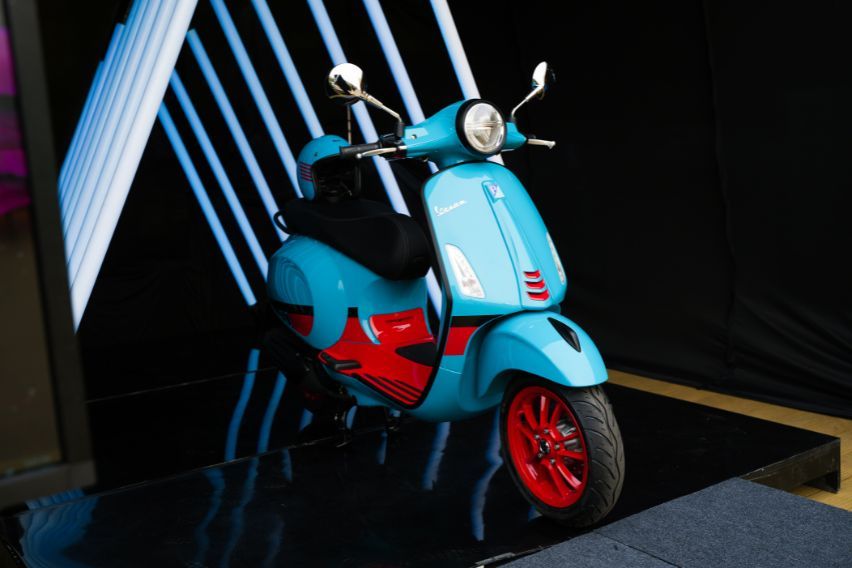 Vespa Primavera Color Vibe (1)